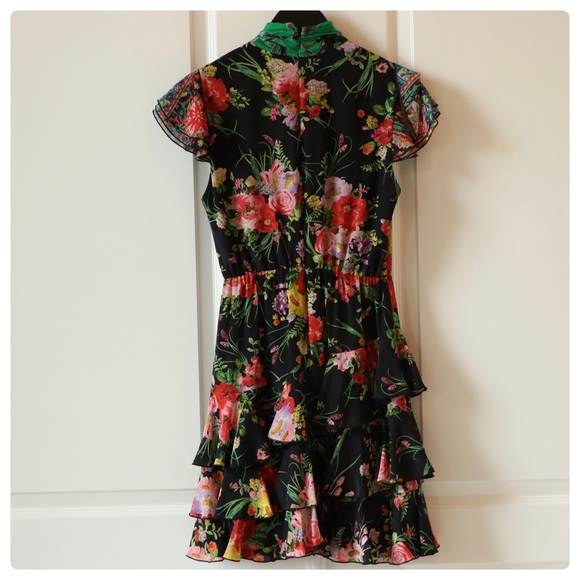 ALICE + OLIVIA Lessie Tiered Floral Tie-Neck Dress - Picture 9 of 10